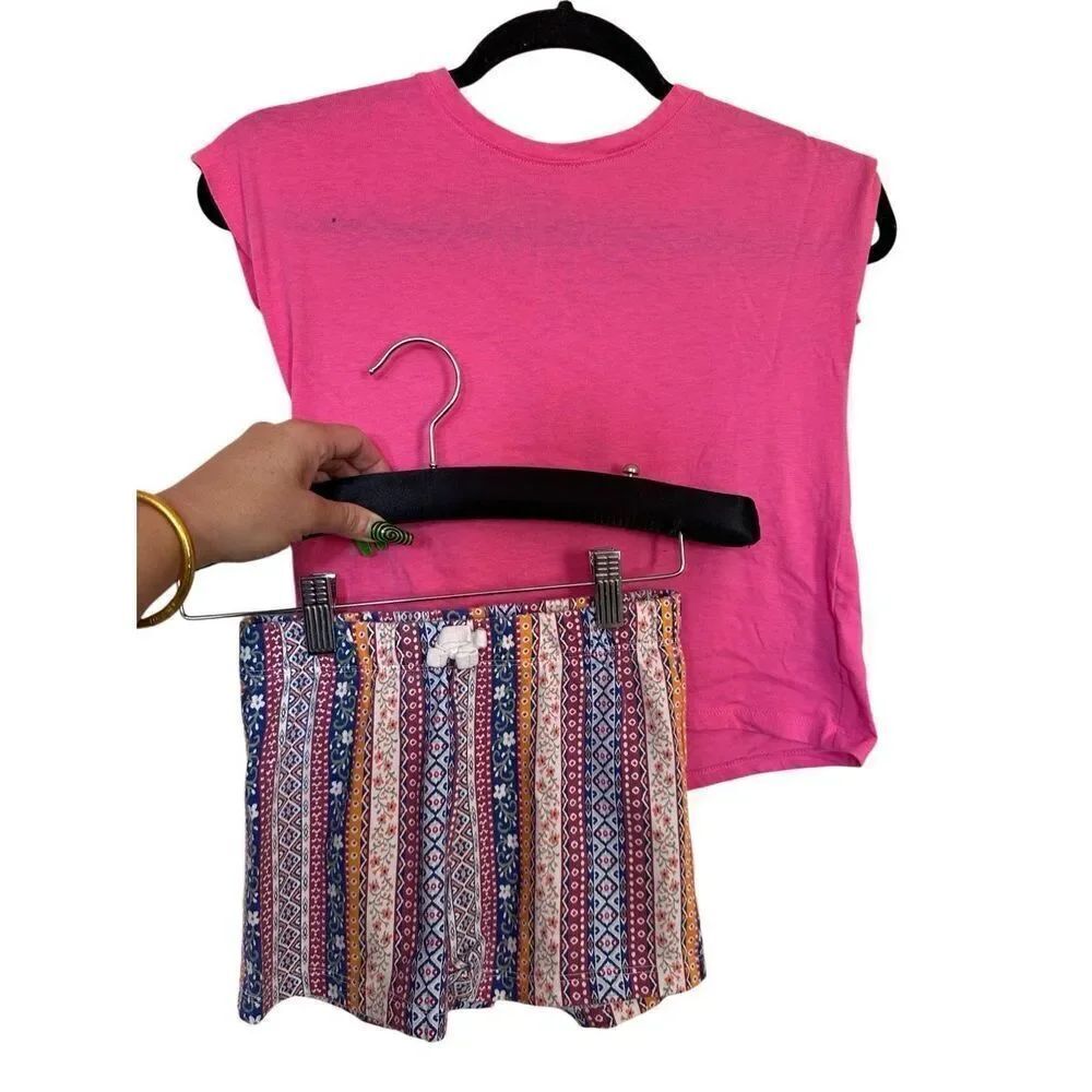 Children’s Place 2pc Outfit Girls Pink Tie Front Top with Floral Striped Shorts